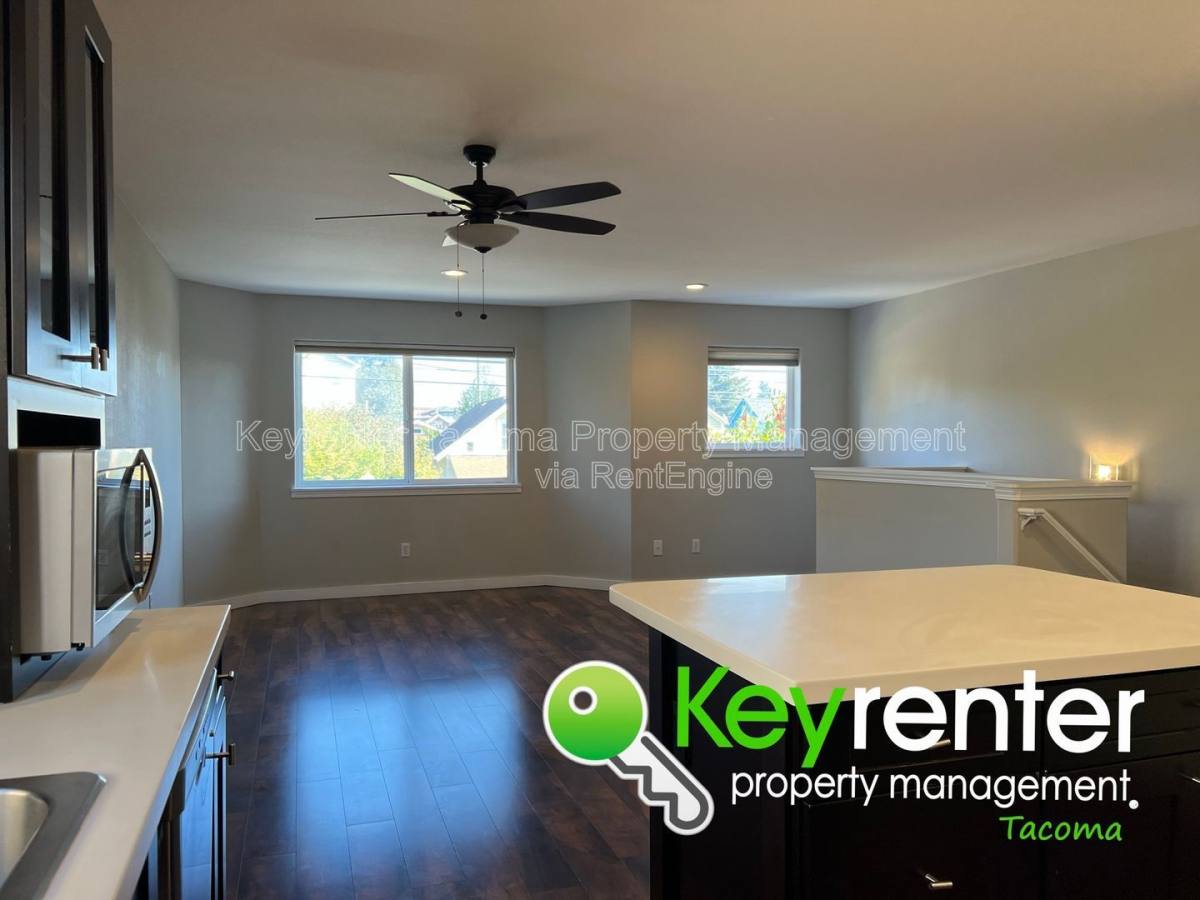 House for rent at 628 N Steele St, Tacoma, WA 98406