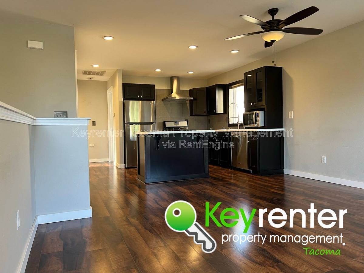 House for rent at 628 N Steele St, Tacoma, WA 98406