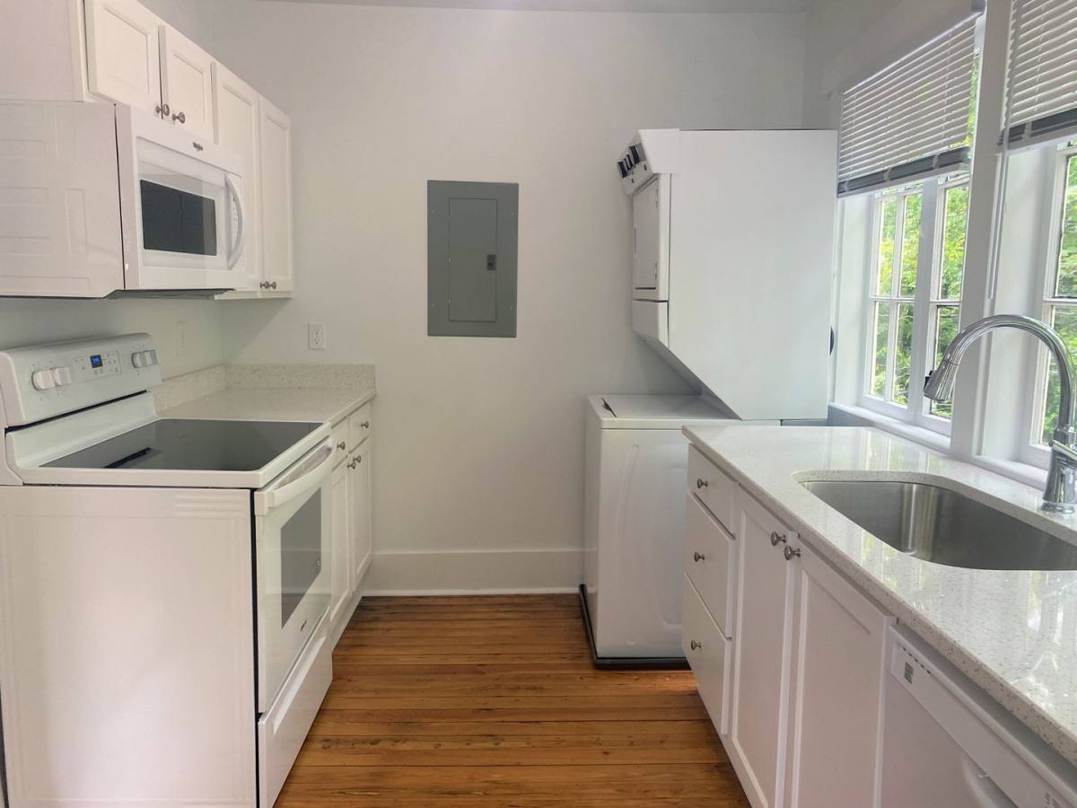 Apartment for rent at 1108 Blvd #3, Macon, GA 31211