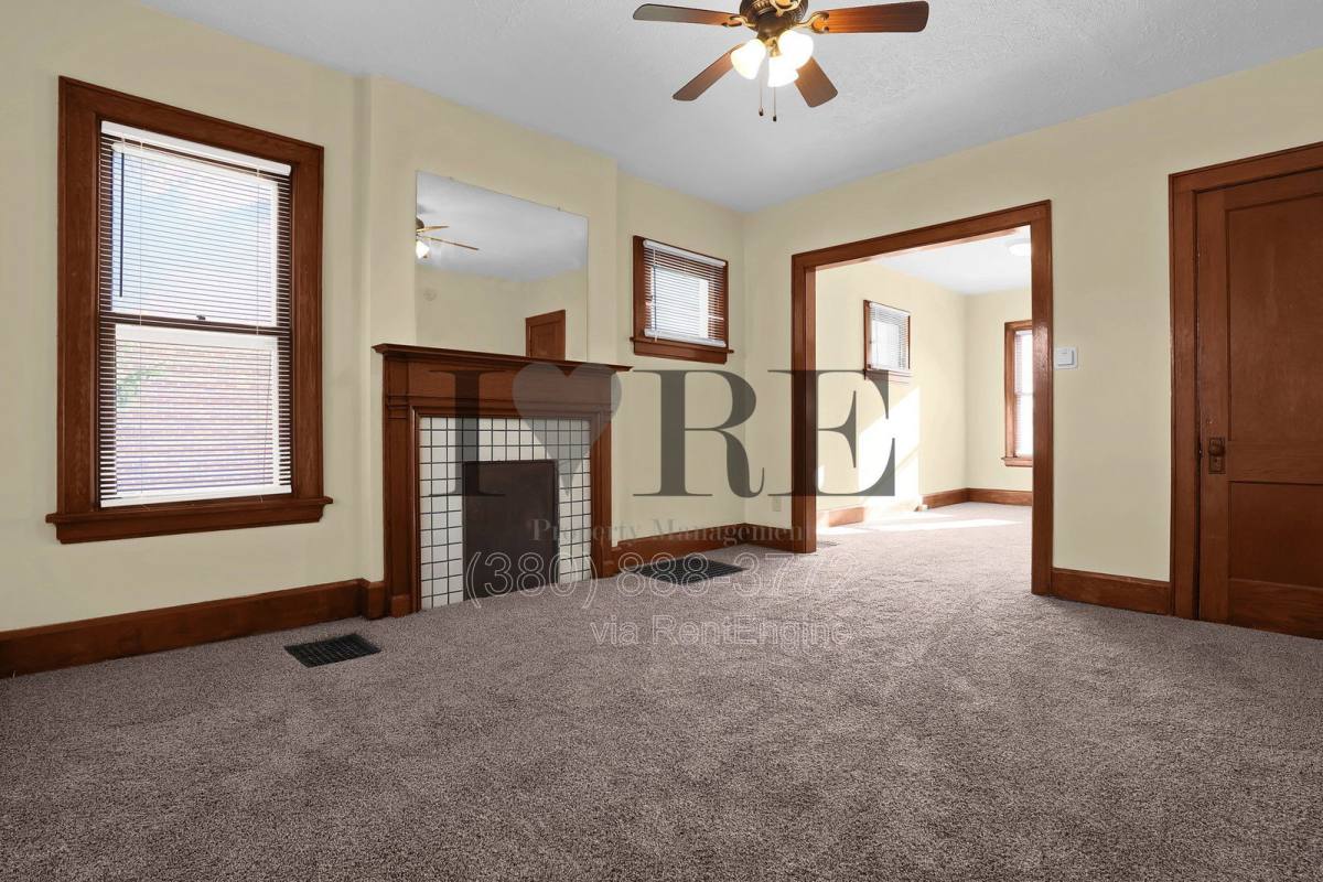 Townhouse for rent at 1257 E Livingston Ave, Columbus, OH 43205