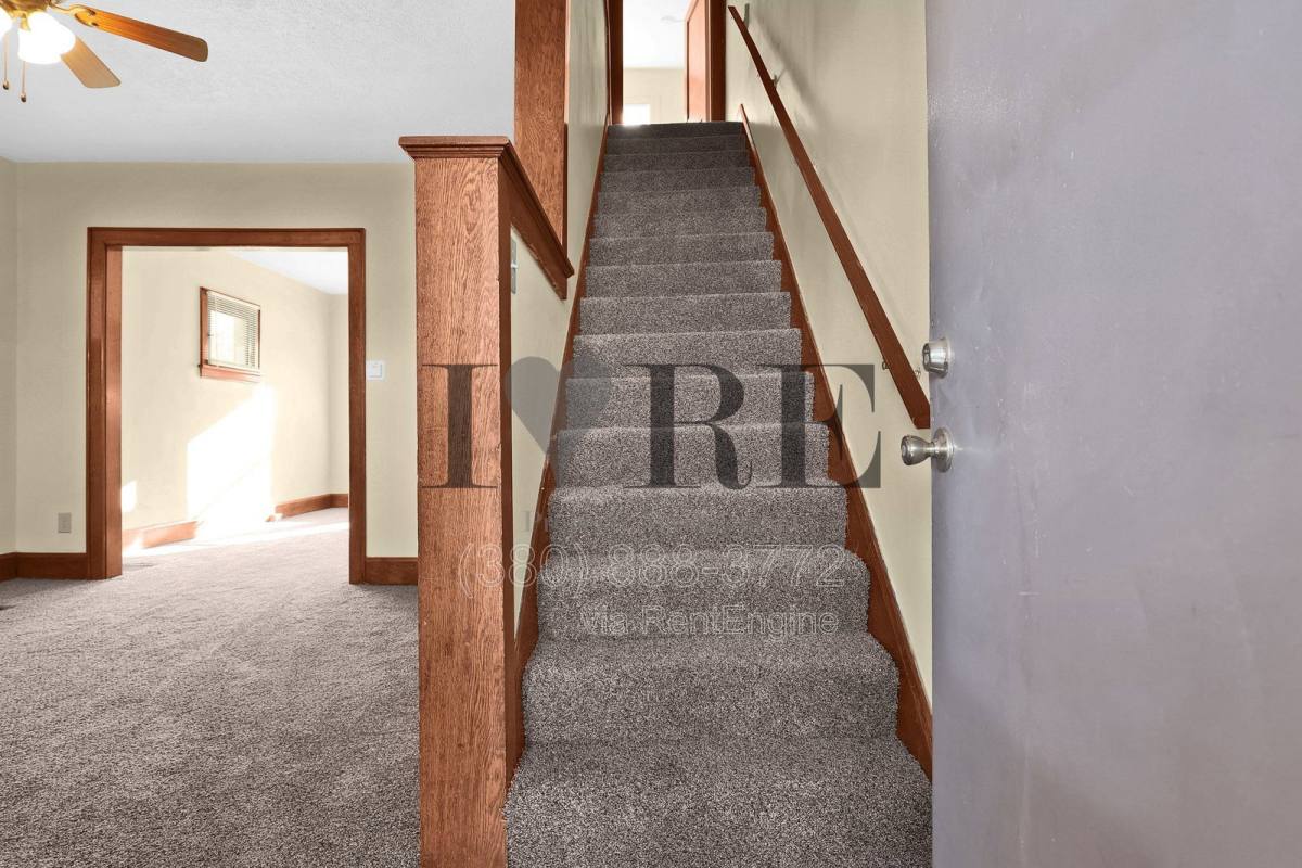 Townhouse for rent at 1257 E Livingston Ave, Columbus, OH 43205