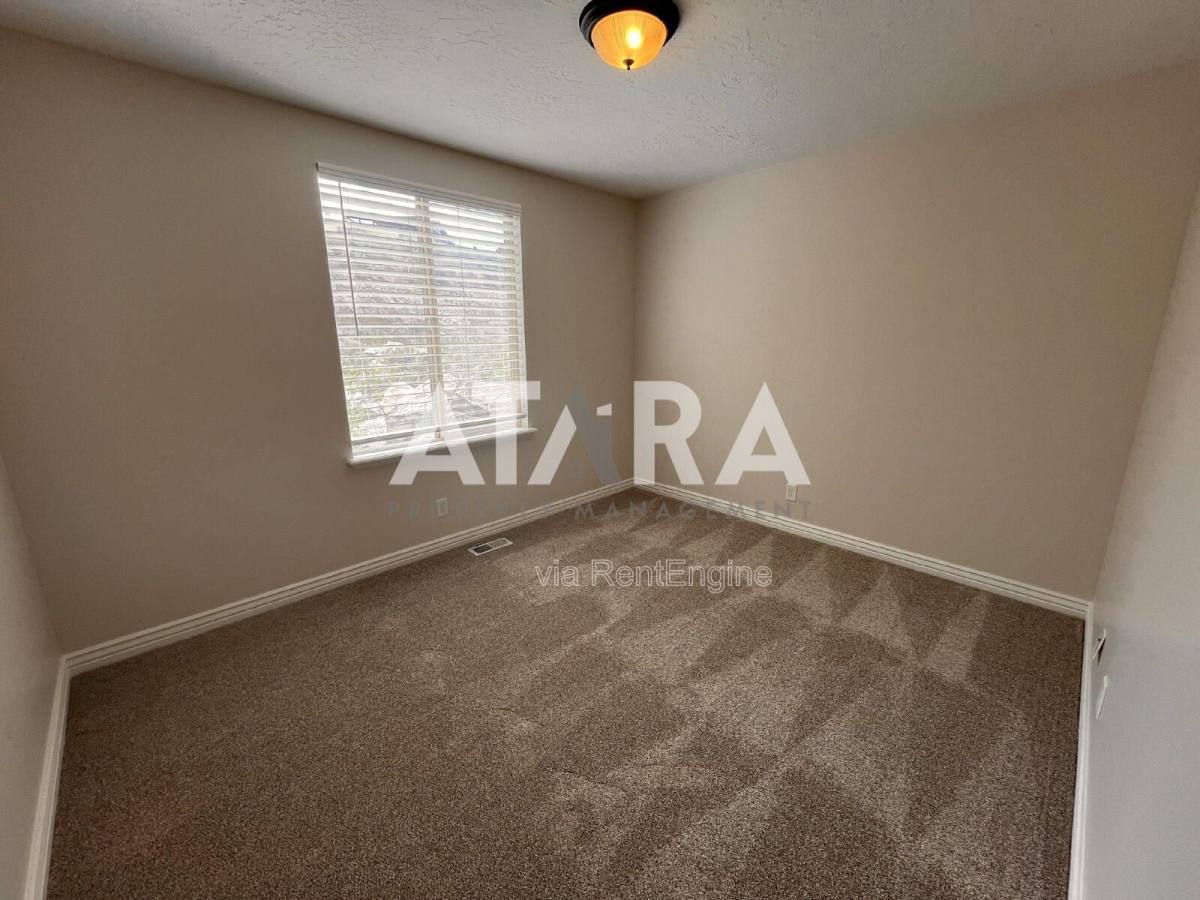 House for rent at 7845 Ruby Valley Dr, Eagle Mountain, UT 84005