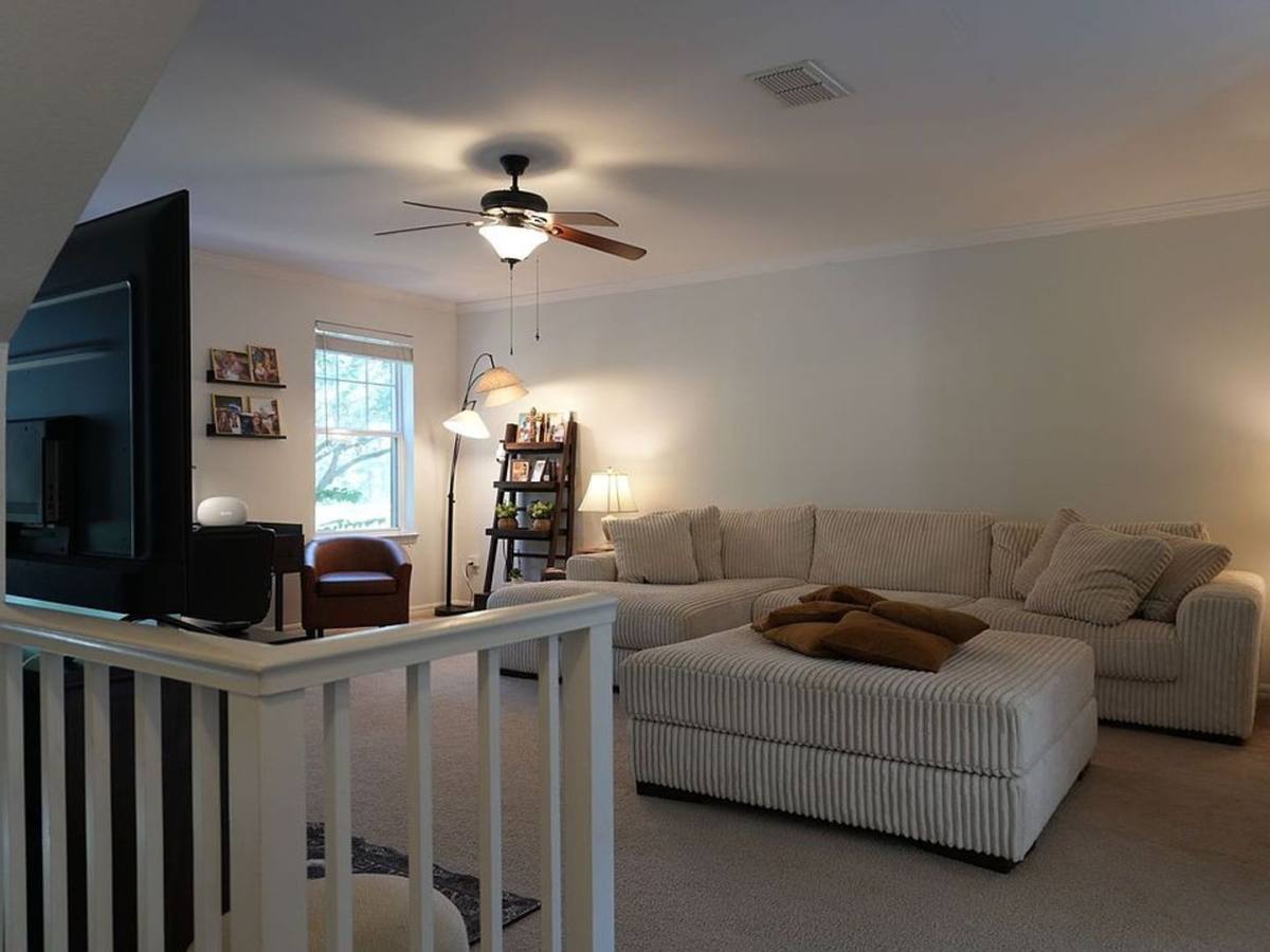 Apartment for rent at 1004 Waterside Dr, Kissimmee, FL 34747