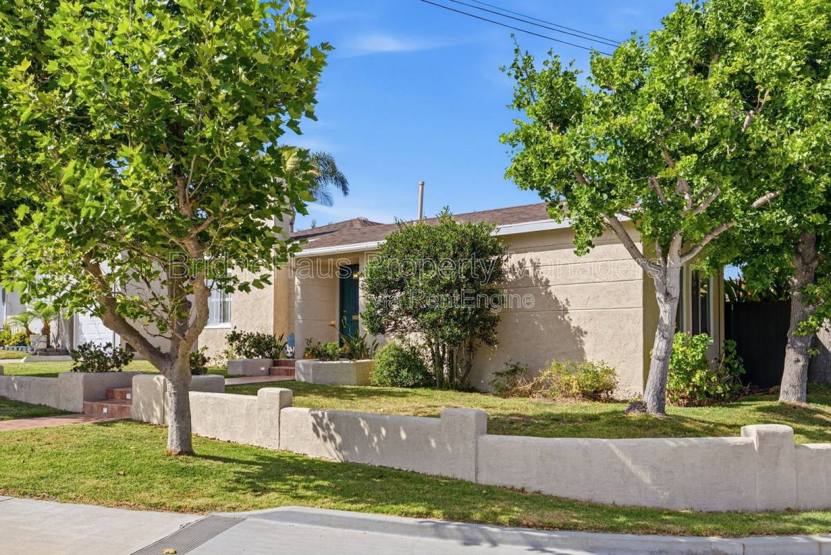 House for rent at 3204 Ingelow St, San Diego, CA 92106