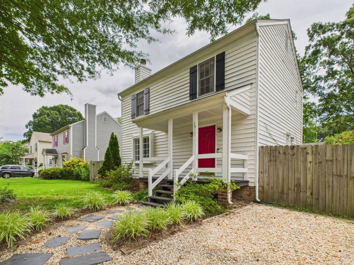House for rent at 1917 Millsap Lane, Richmond, VA 23235