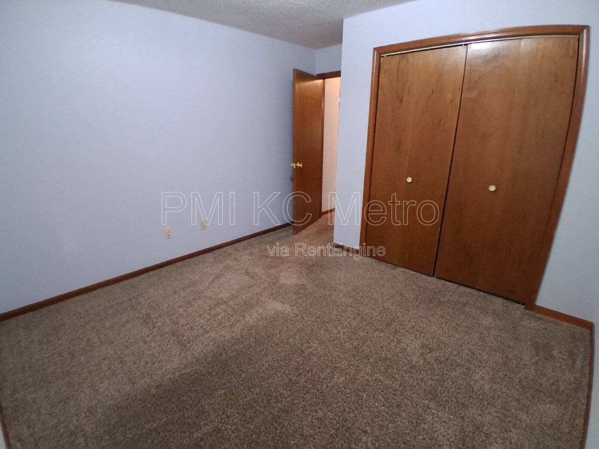 Apartment for rent at 214 W Orchard St #2, Odessa, MO 64076