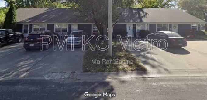 Apartment for rent at 214 W Orchard St #2, Odessa, MO 64076