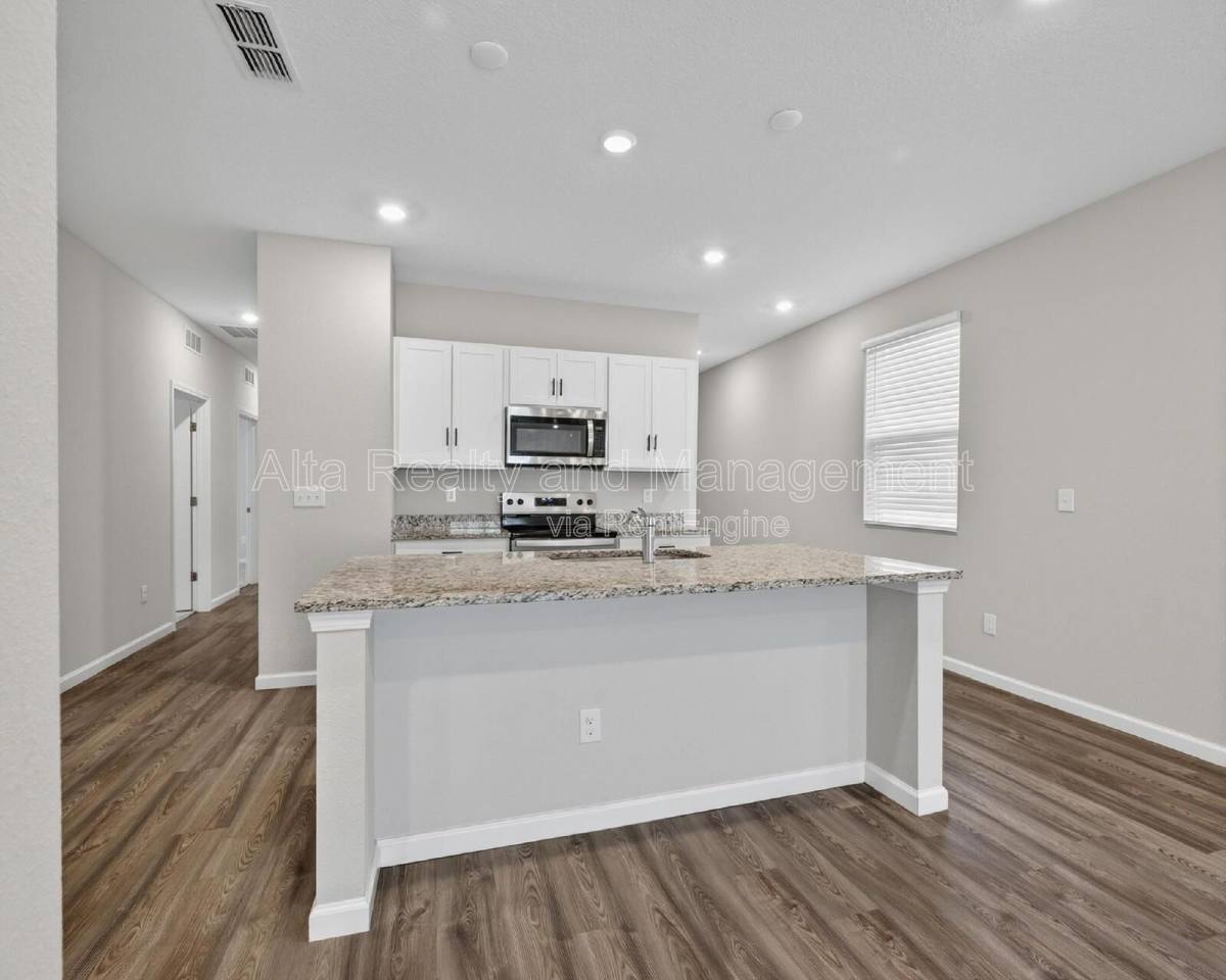 House for rent at 14757 Cashew Ave, Jacksonville, FL 32218