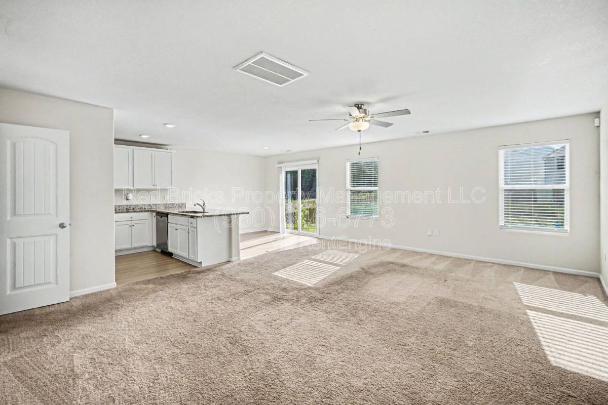 House for rent at 7112 Galway City St, Charlotte, NC 28214