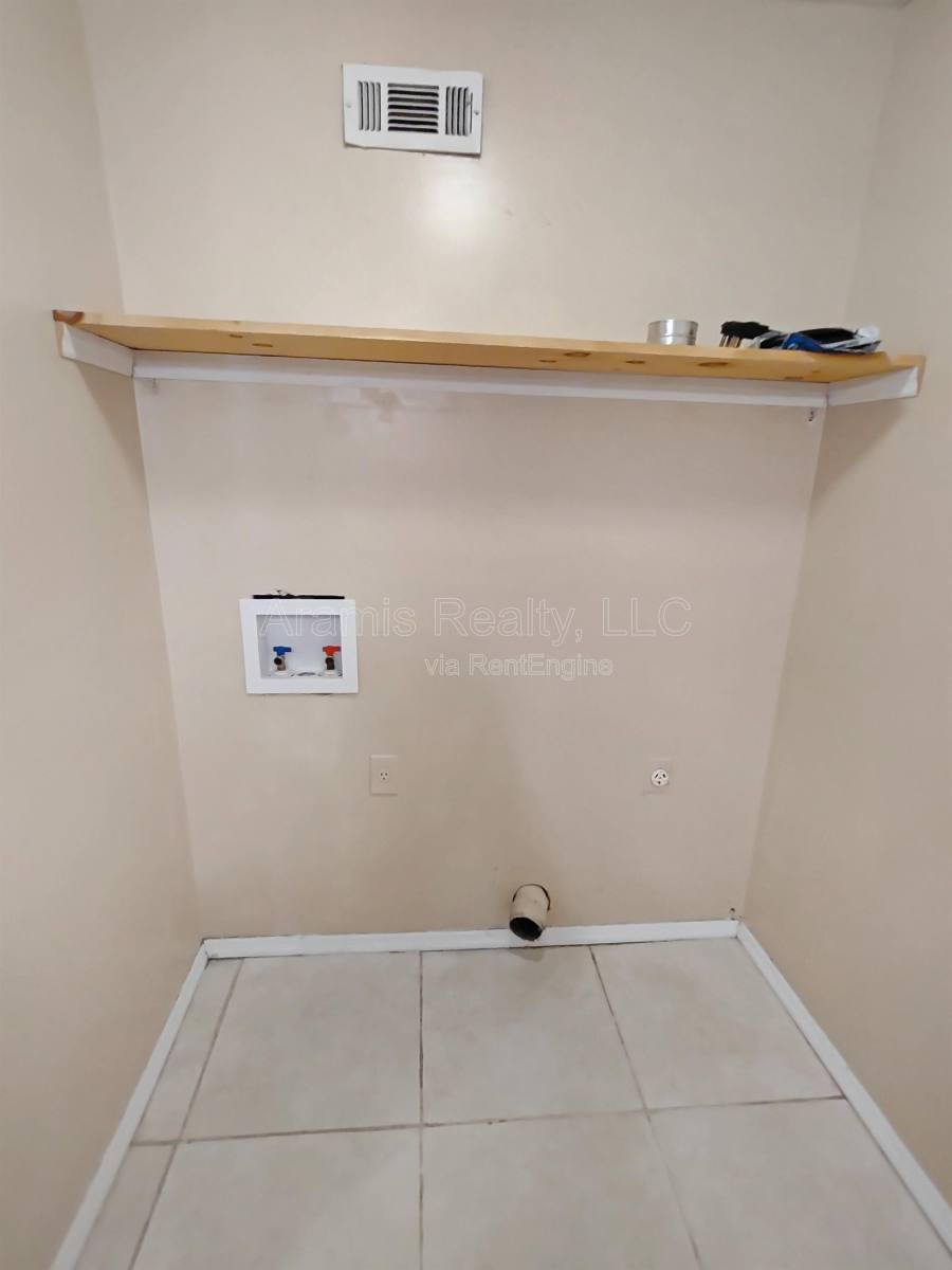 Townhouse for rent at 3032 Destin Circle, Snellville, GA 30078