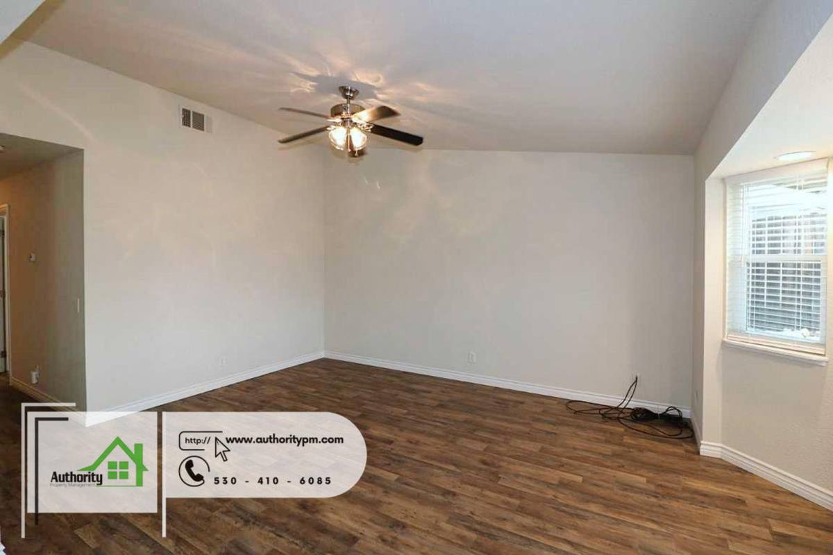 House for rent at 808 Springer Dr, Redding, CA 96003