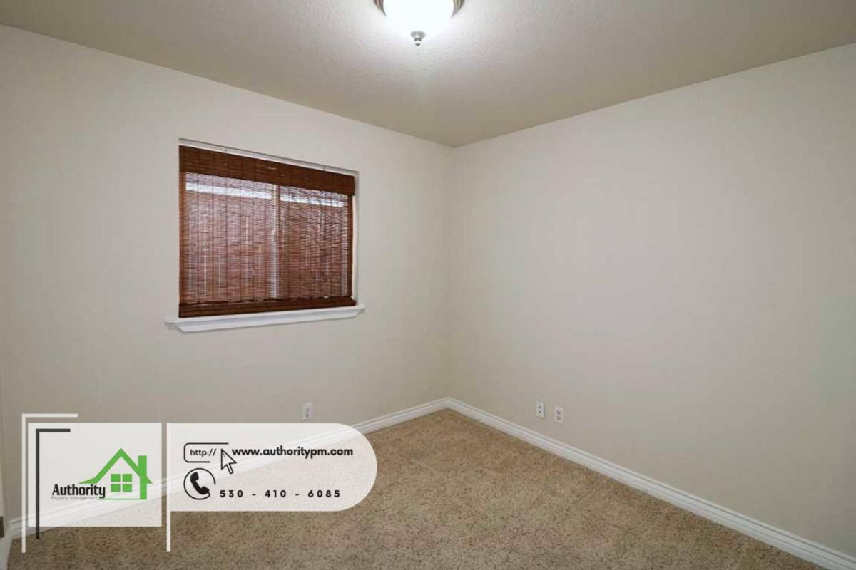 House for rent at 808 Springer Dr, Redding, CA 96003