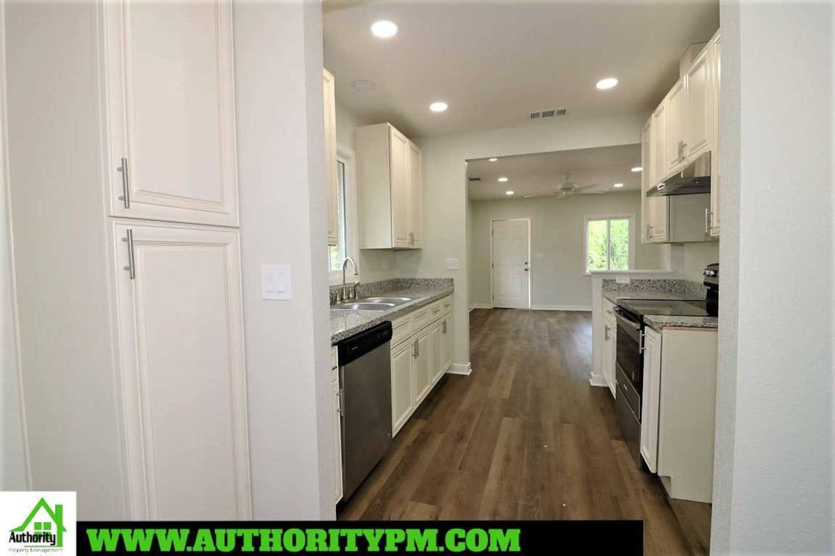 Apartment for rent at 1907 Grace #A, Redding, CA 96001