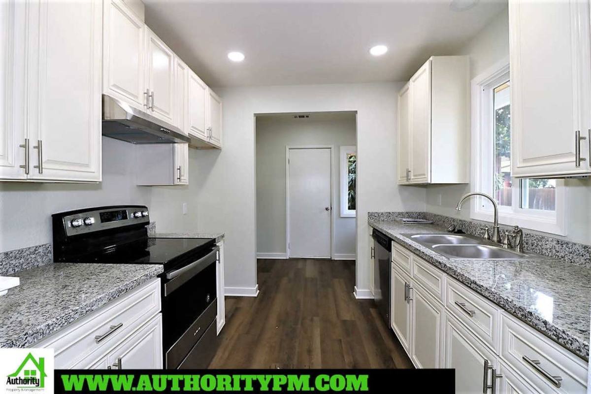 Apartment for rent at 1907 Grace #A, Redding, CA 96001