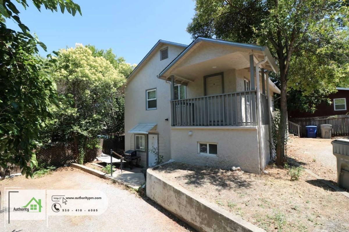 Apartment for rent at 1907 Grace #A, Redding, CA 96001