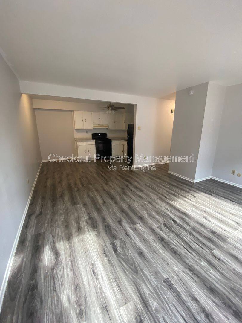 Apartment for rent at 3729 Morgan Ford Rd, Saint Louis, MO 63116