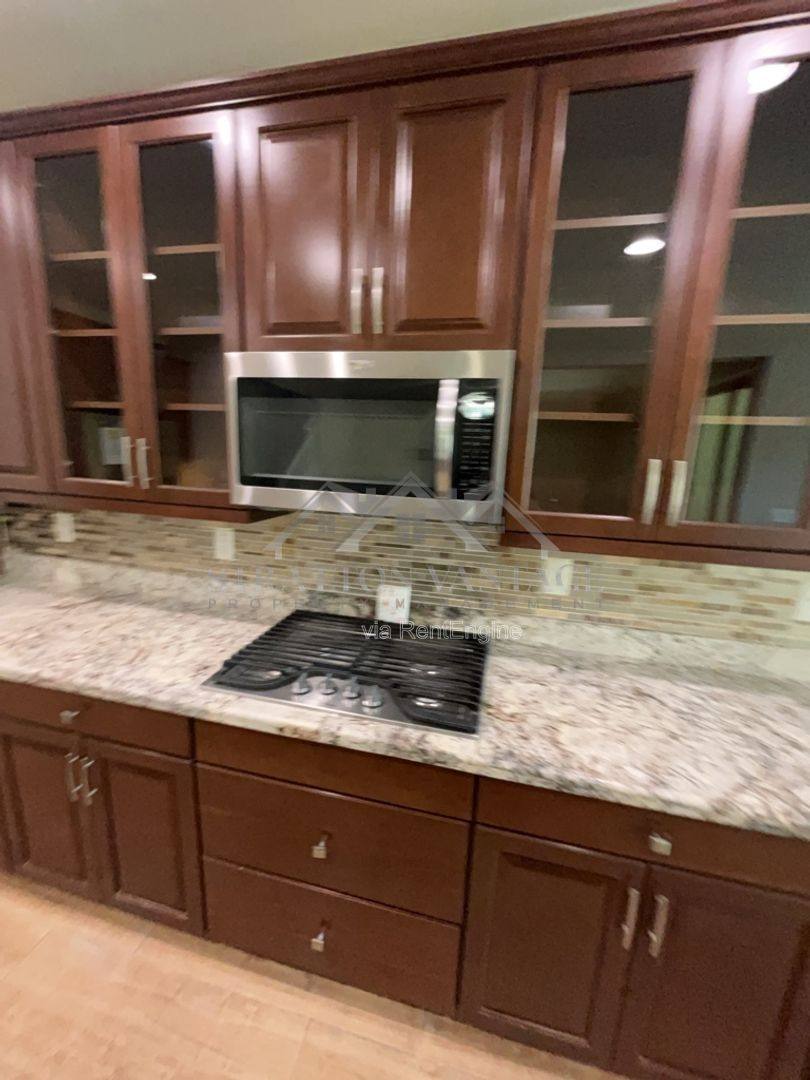 House for rent at 945 W Yellowstone Way, Chandler, AZ 85248