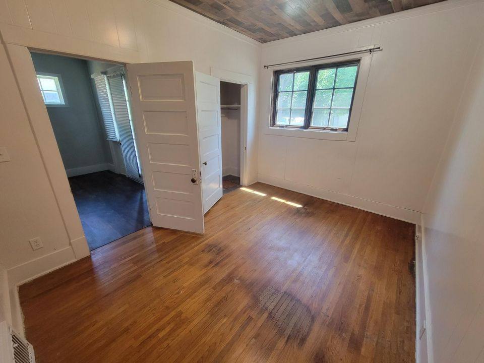 Apartment for rent at 107 Custer Ave, Billings, MT 59101