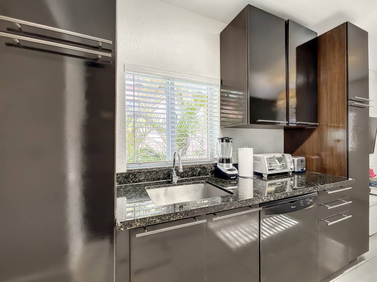 Apartment for rent at 2700 SW 36th Ave, Miami, FL 33133