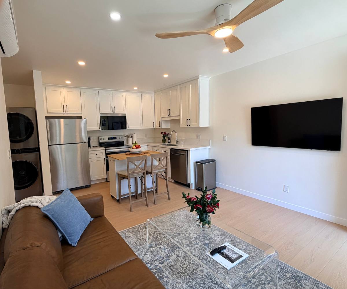 House for rent at 5063 Haskell Ave, Encino, CA 91436