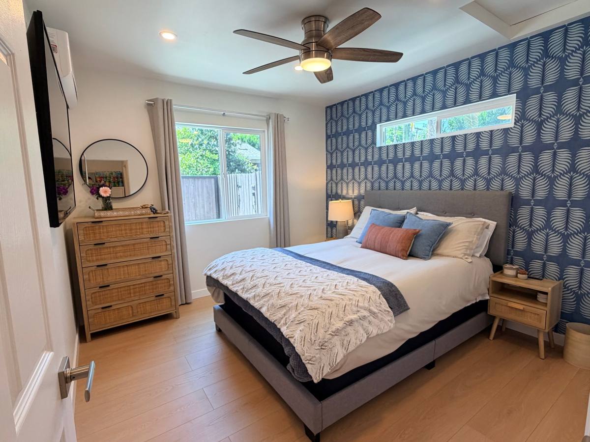 House for rent at 5063 Haskell Ave, Encino, CA 91436