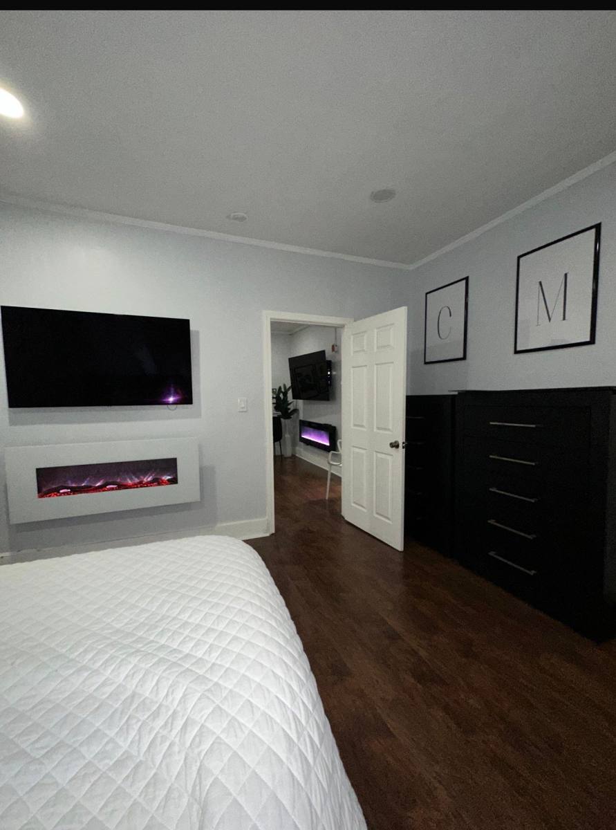 Apartment for rent at 5 Orchard St #1, Lawrence, MA 01840