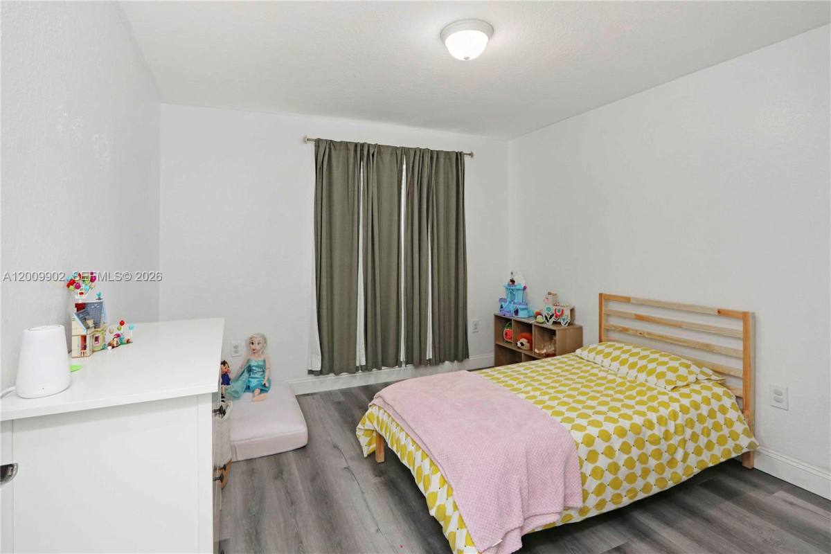 Townhouse for rent at 10921 NW 88th Terrace, Miami, FL 33178