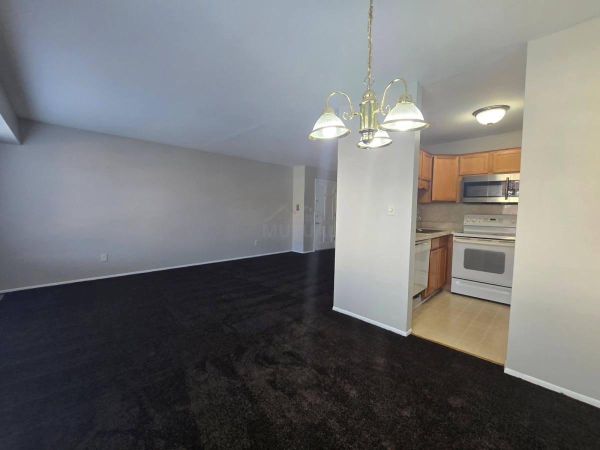 Condo for rent at 30276 Southfield Rd #215, Southfield, MI 48076