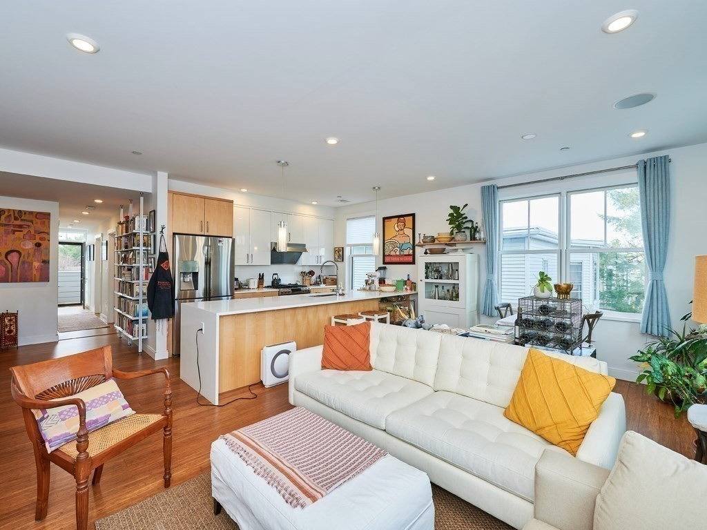 Apartment for rent at 290 Highland Ave #3A, Somerville, MA 02144