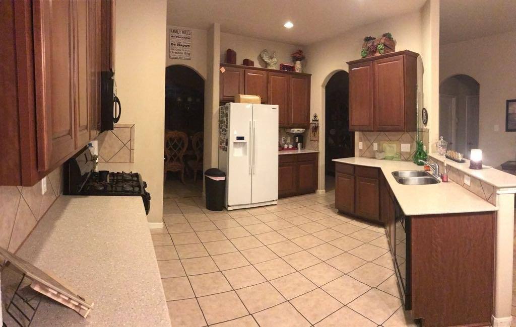 House for rent at 7211 Valentine Lane, Pearland, TX 77584