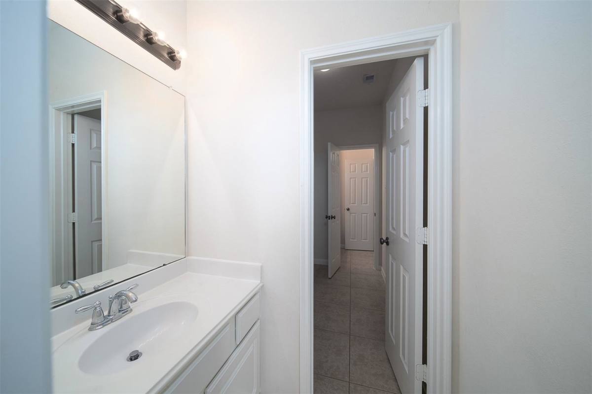 House for rent at 12811 Flat Creek Dr, Pearland, TX 77584