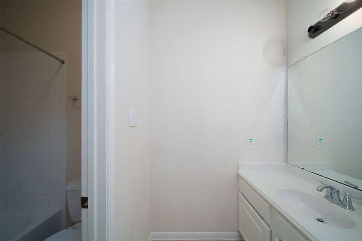 House for rent at 12811 Flat Creek Dr, Pearland, TX 77584