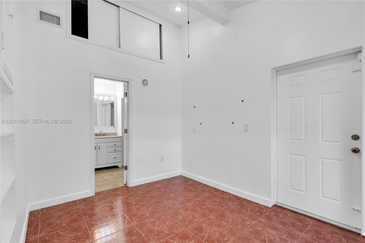 House for rent at 260 SW 29th Rd, Miami, FL 33129