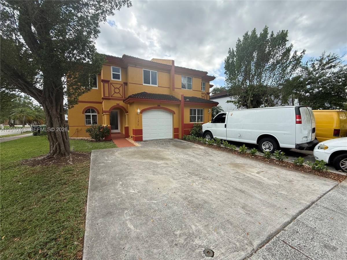 Townhouse for rent at 13414 SW 263rd St, Homestead, FL 33032