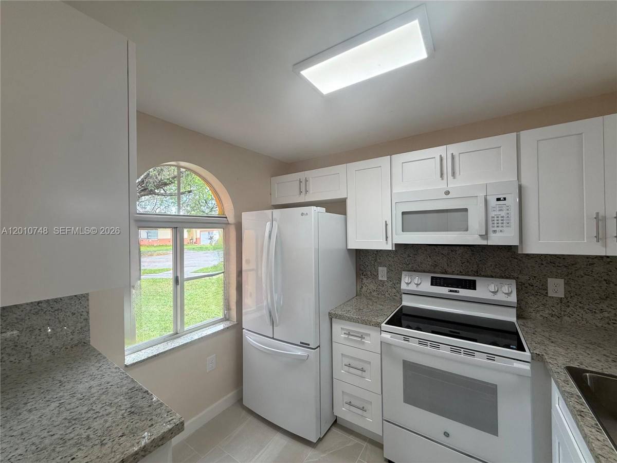 Townhouse for rent at 13414 SW 263rd St, Homestead, FL 33032