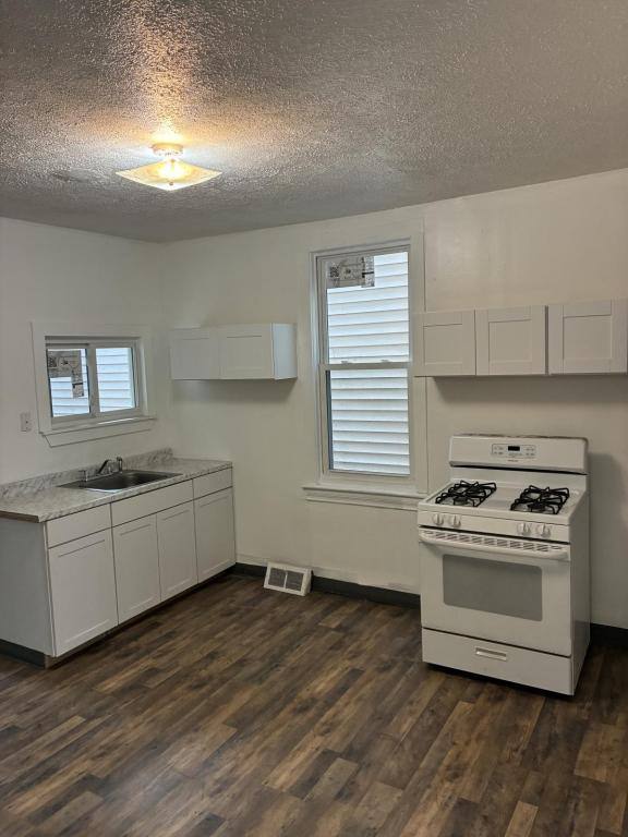 House for rent at 1320 4th Ave, Beaver Falls, PA 15010