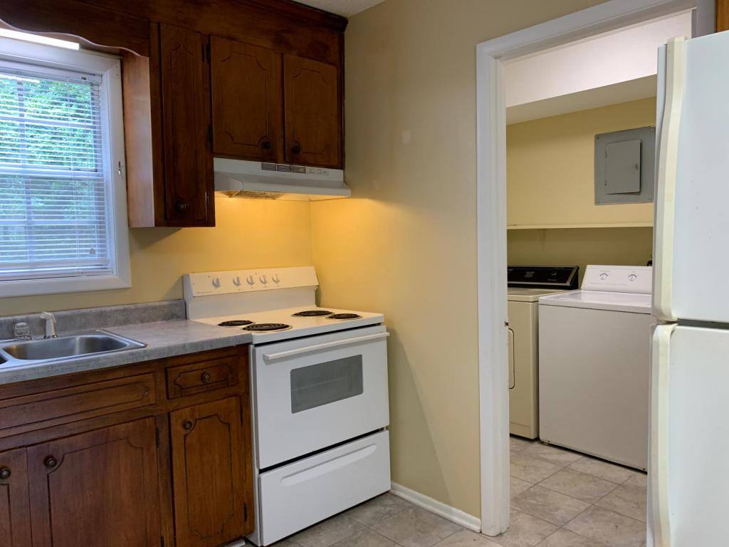Apartment for rent at 102 Weeks Dr #5, Enterprise, AL 36330
