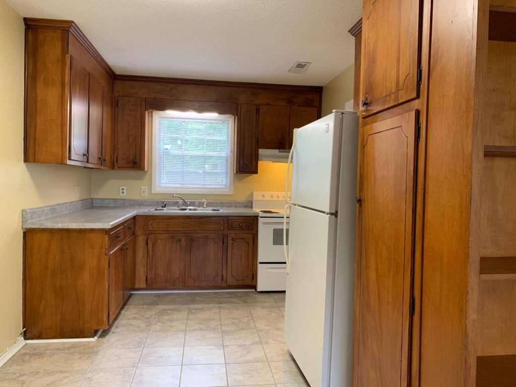 Apartment for rent at 102 Weeks Dr #5, Enterprise, AL 36330