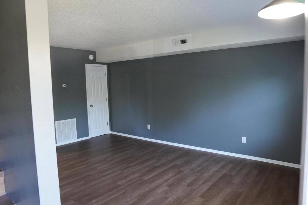 Apartment for rent at 104 Weeks Dr #10, Enterprise, AL 36330
