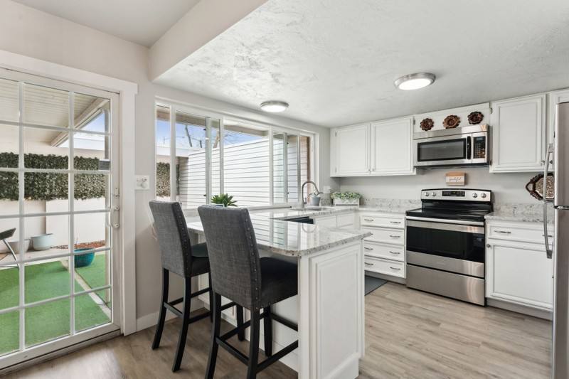 Townhouse for rent at 750 E Three Fountains Dr, Salt Lake City, UT 84107