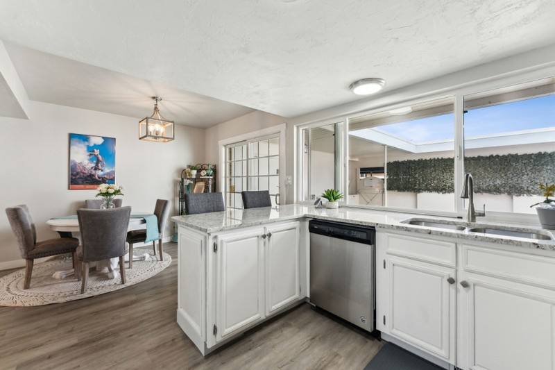 Townhouse for rent at 750 E Three Fountains Dr, Salt Lake City, UT 84107