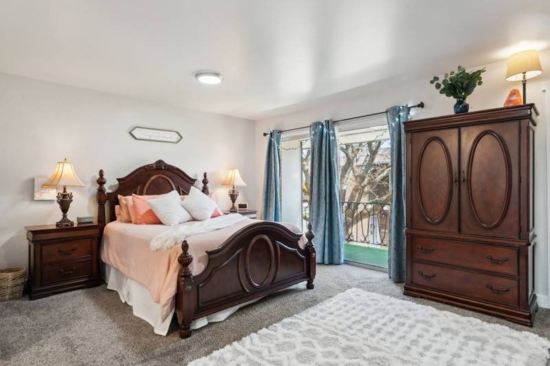 Townhouse for rent at 750 E Three Fountains Dr, Salt Lake City, UT 84107