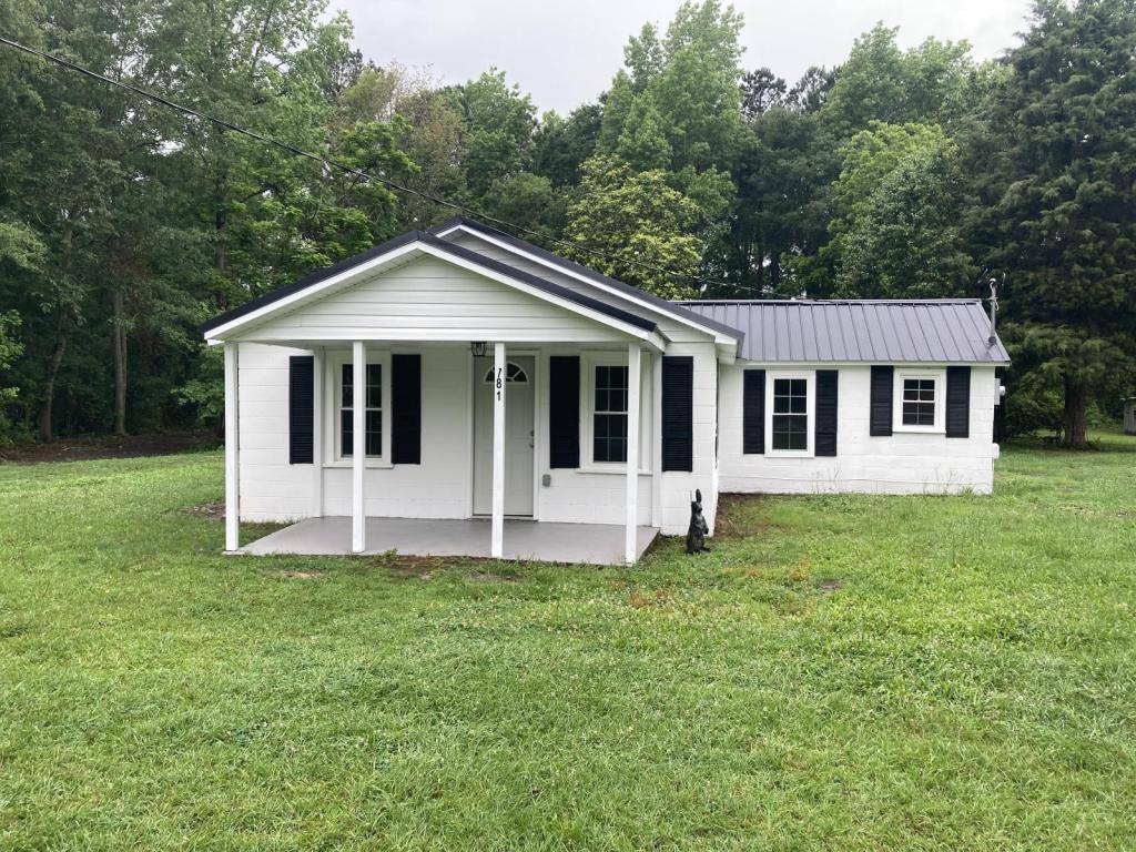 House for rent at 781 Cooktown Rd, Lake City, SC 29560