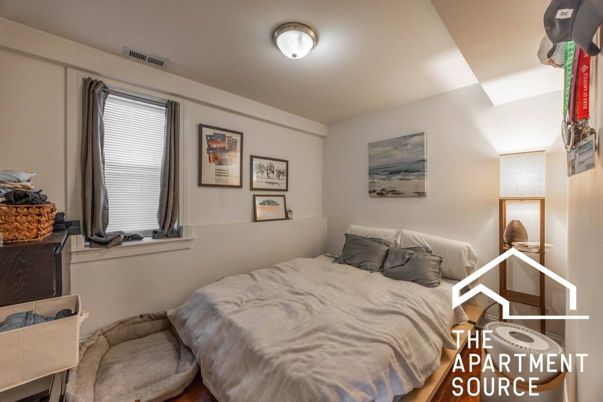 Apartment for rent at 3023 N Oakley #GE, Chicago, IL 60618
