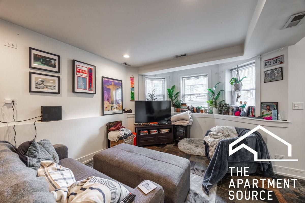 Apartment for rent at 3023 N Oakley #GE, Chicago, IL 60618
