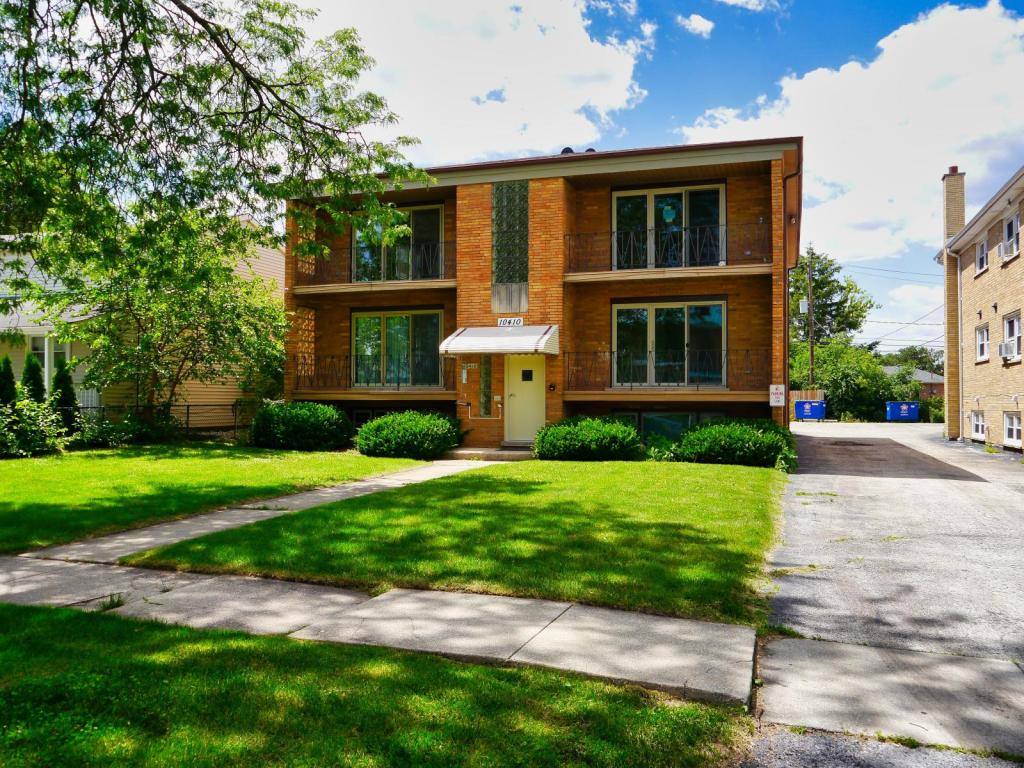 Apartment for rent at 10410 Moody Ave #BS, Chicago Ridge, IL 60415