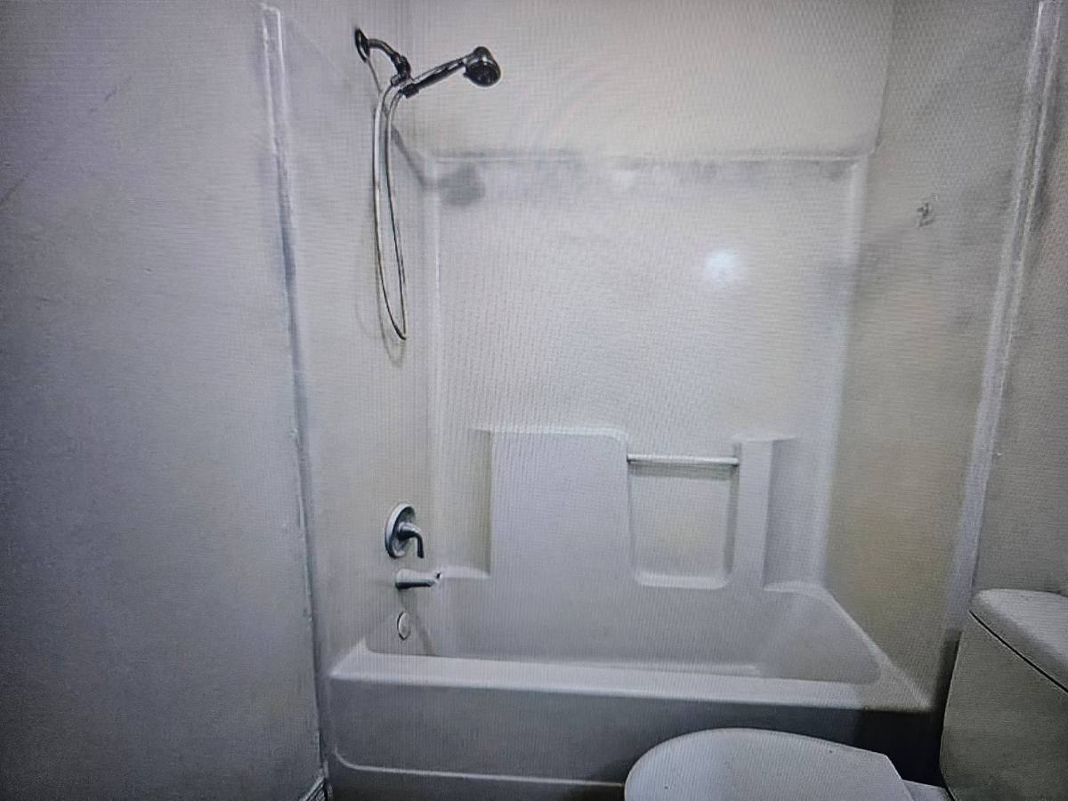 House for rent at 1204 Seneca St, Mobile, AL 36605