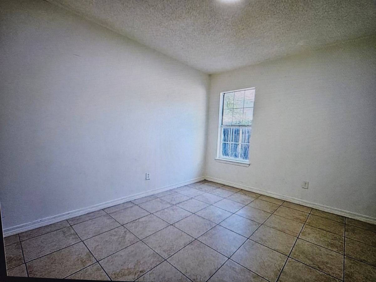 House for rent at 1204 Seneca St, Mobile, AL 36605