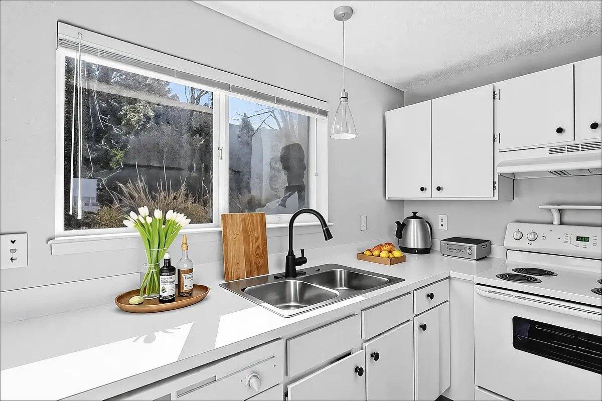 Apartment for rent at 3101 E D St #17, Tacoma, WA 98404