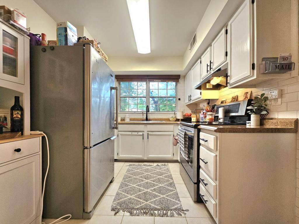 Condo for rent at 7758 New Providence Dr #9, Falls Church, VA 22042
